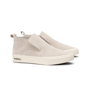 SeaVees Suede Huntington Middie Sneaker in Oyster Color Size 9
